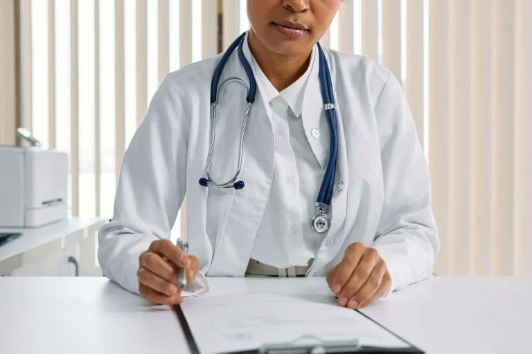 From First Call to Full-Time—What Actually Happens When You Hire a Virtual Medical Assistant